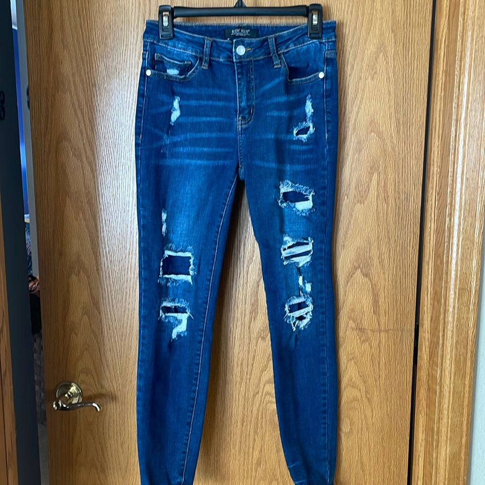 Judy Blue Jeans Distressed